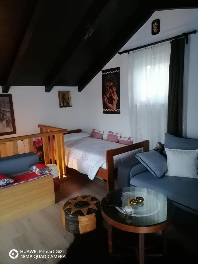 Kalista Villa Jurdani Екстериор снимка
